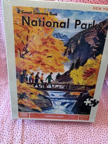 Holiday Village Square