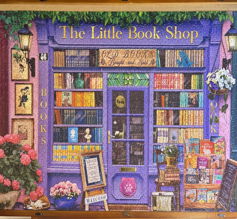 The Little Book Shop - White Mountain puzzle collectible [Barcode 724819269341] - Main Image 2