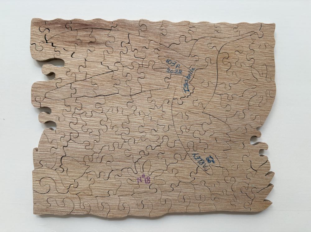 Humming At Sunset - Puzzlapy puzzle collectible - Main Image 3