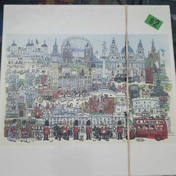 Paris : City of Light •