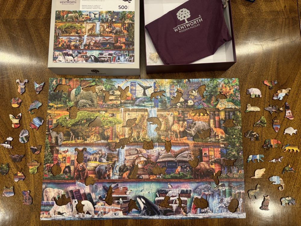 The Amazing Animal Kingdom - Wentworth Wooden Puzzles 🇬🇧 puzzle collectible [Barcode 6050265342920] - Main Image 3