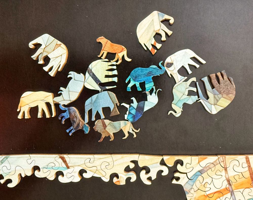 Polar Bears* - Jigsaw World puzzle collectible - Main Image 4