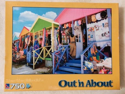 Ghostly Gathering - L👀k For