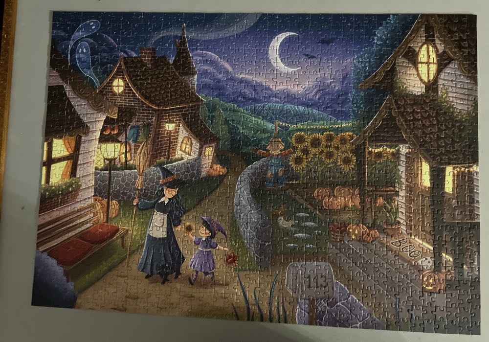 Halloween Walk - Trevell puzzle collectible [Barcode 3760389492205] - Main Image 4