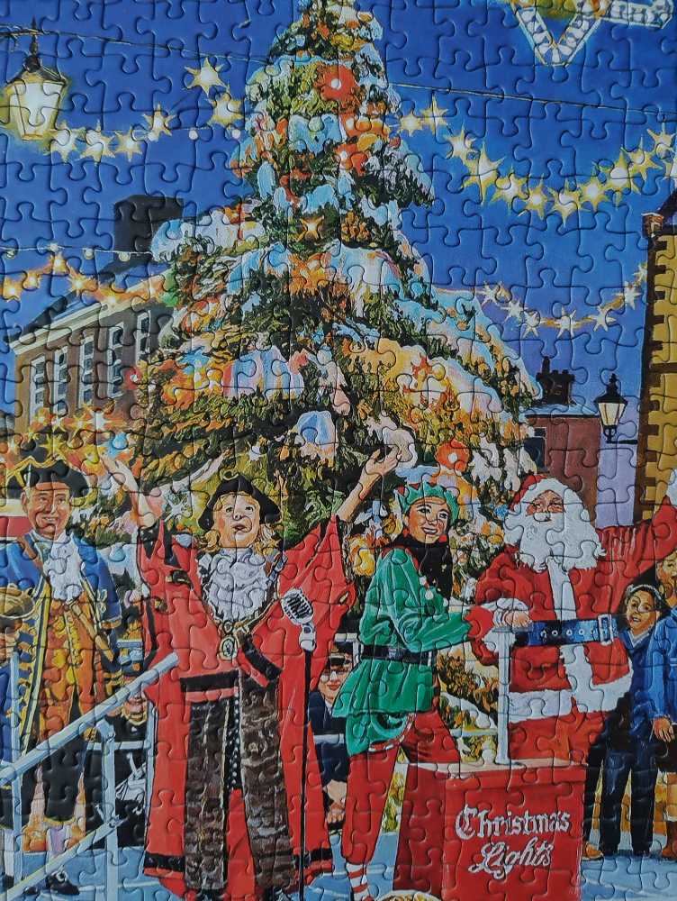 Christmas Switch On - Gibsons puzzle collectible - Main Image 3