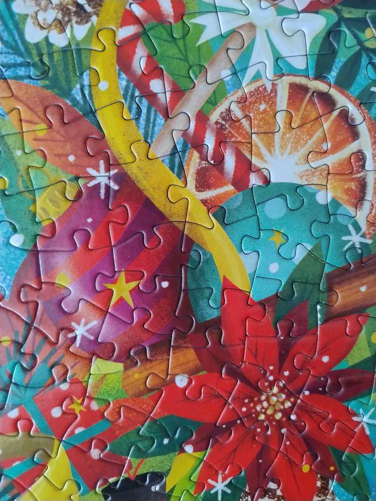 Seasonal Greetings - Gibsons puzzle collectible - Main Image 4