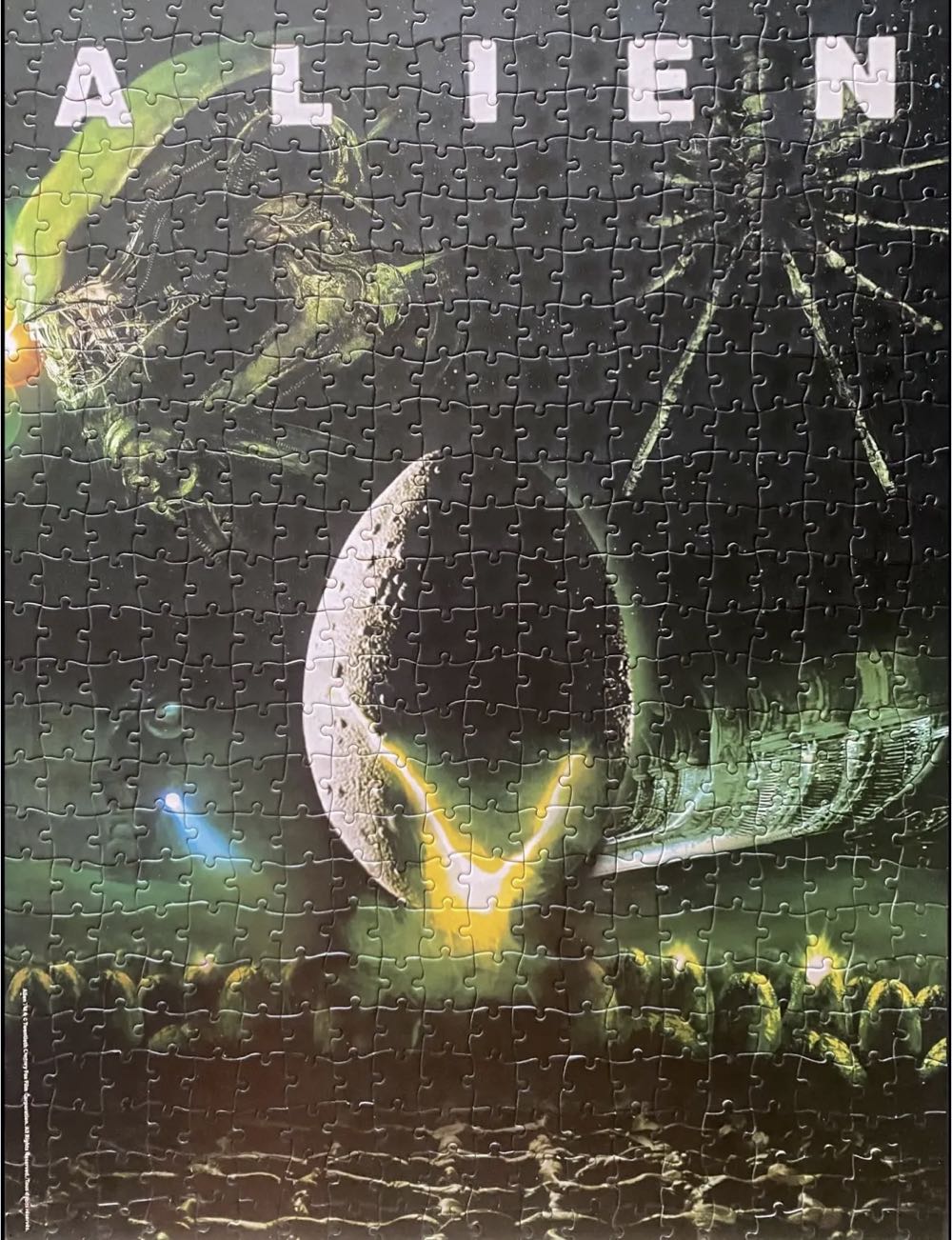 0013 Cardinal: Blockbuster - Alien - Cardinal puzzle collectible - Main Image 2