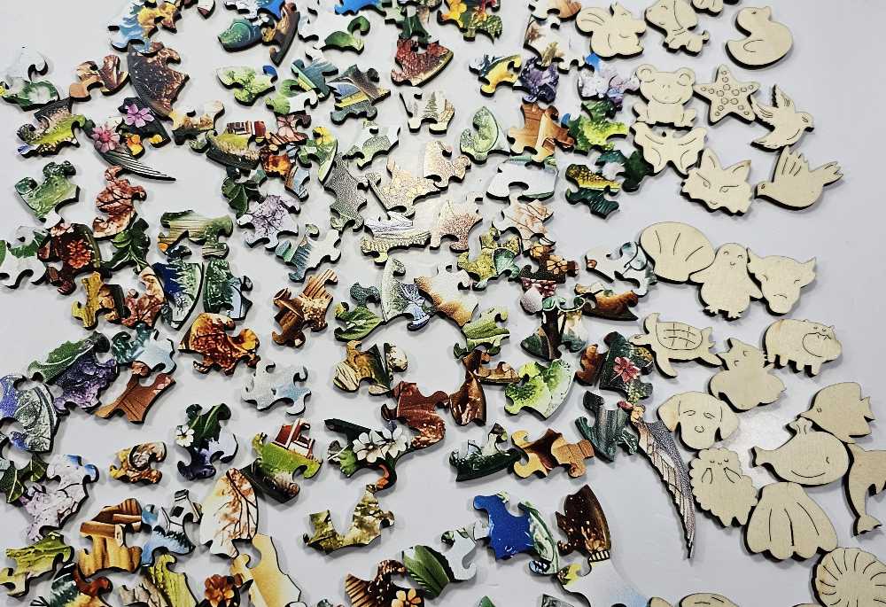 4 Leaf Clove - Wooden Puzzle puzzle collectible - Main Image 4