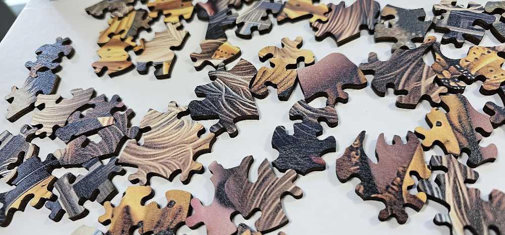 Girl & Dog - Wooden Puzzle puzzle collectible - Main Image 4