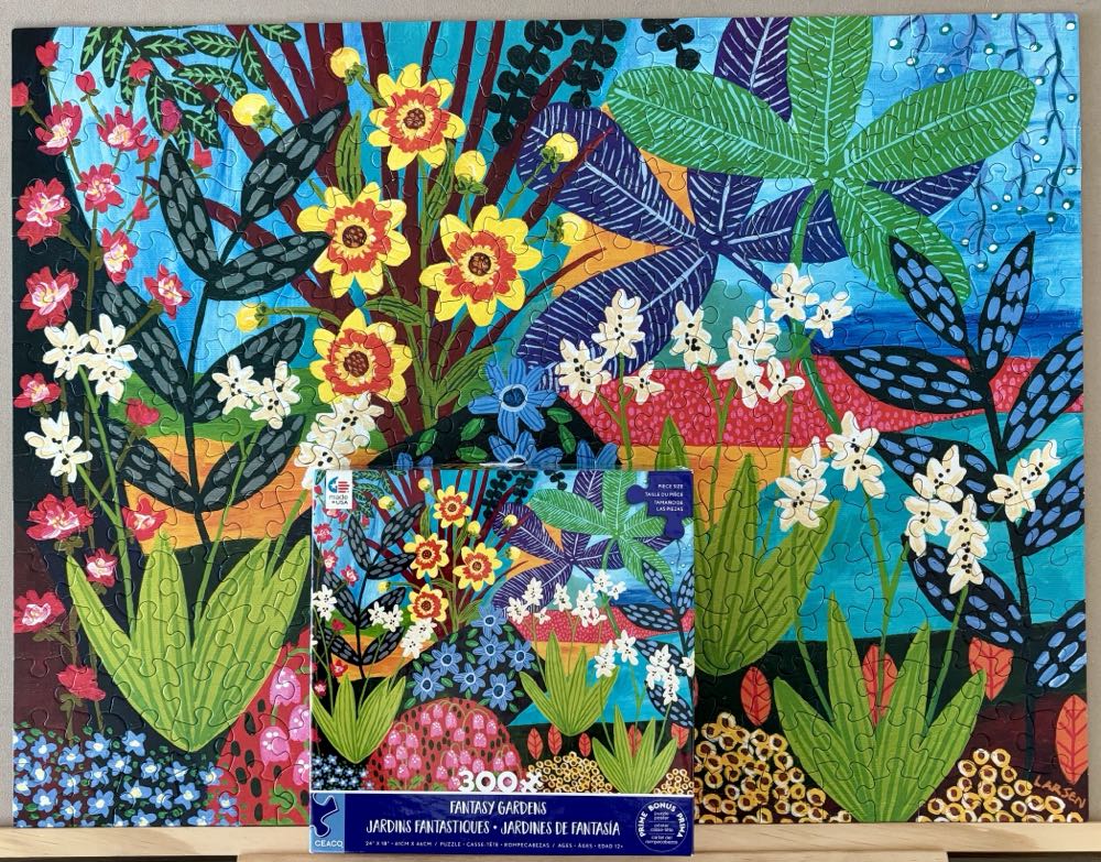Fantasy Gardens - Ceaco puzzle collectible [Barcode 021081224758] - Main Image 3