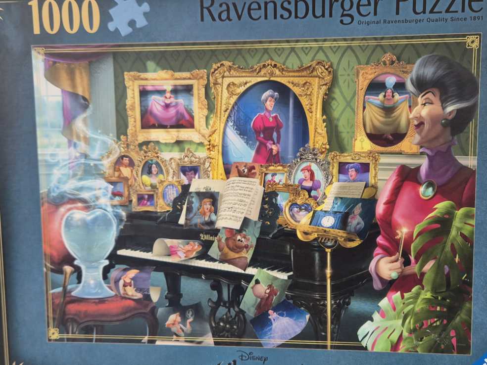 Villainous Lady Tremaine - Ordered From Pat Harriman 9/13/25 - Ravensburger puzzle collectible [Barcode 4005555003984] - Main Image 3