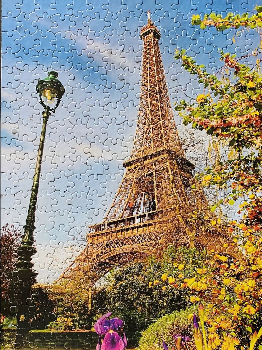 0023 Ceaco: Around The World - Double Decker, London, England - Ceaco puzzle collectible - Main Image 3