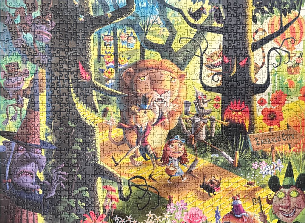 Lions And Tigers And Bears, OH MY! - Ravensbuger puzzle collectible [Barcode 4005556165667] - Main Image 2