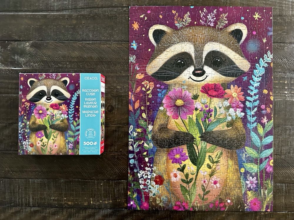 Raccoon Cutie - Ceaco puzzle collectible [Barcode 021081700016] - Main Image 3