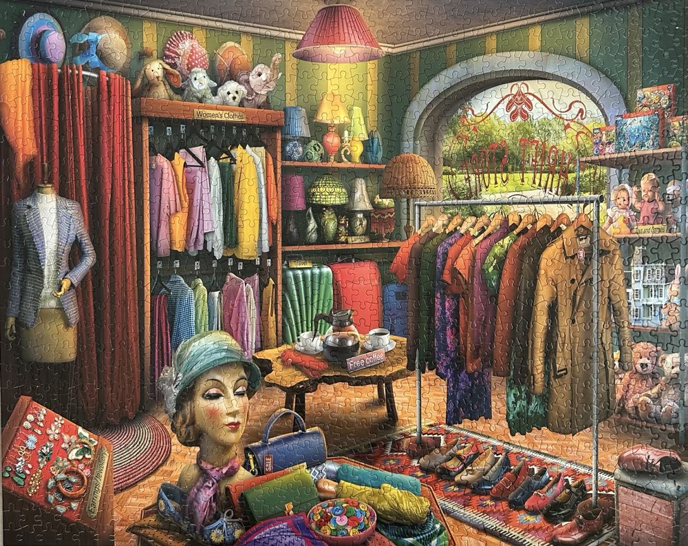 Sold - Thrift Store - White Mountain puzzle collectible - Main Image 2