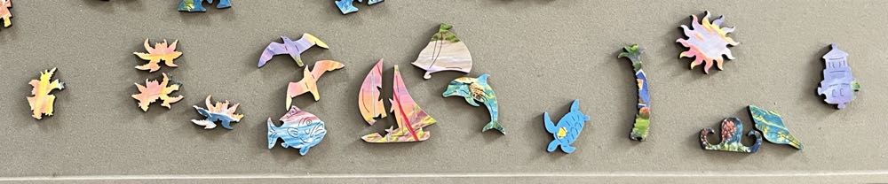 Catching Rays*^ - Wentworth puzzle collectible [Barcode 6050265403270] - Main Image 3