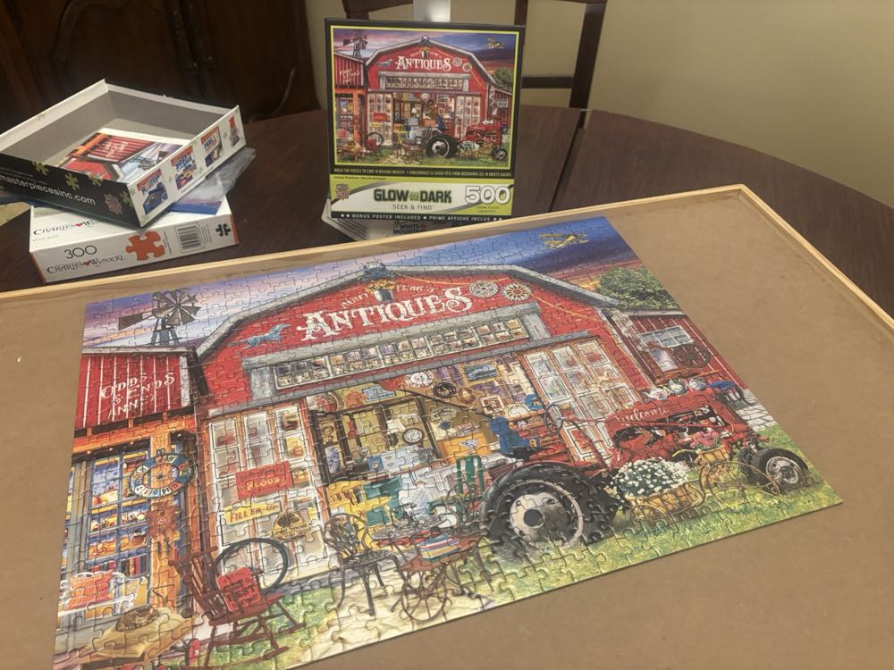 Antique Roadshow - Master Pieces puzzle collectible [Barcode 705988607738] - Main Image 2