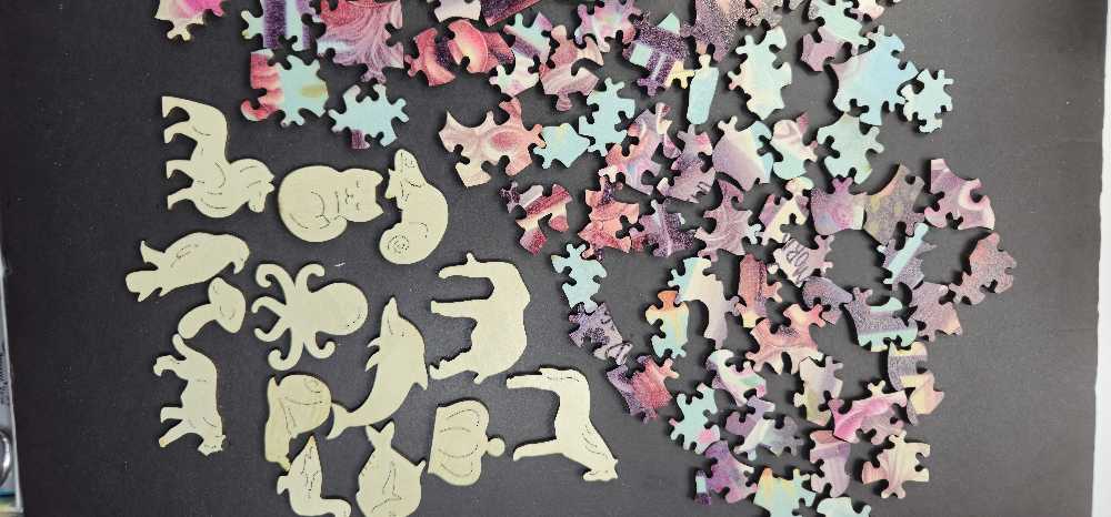 Coffee Drinking  - Wooden Puzzle puzzle collectible - Main Image 4