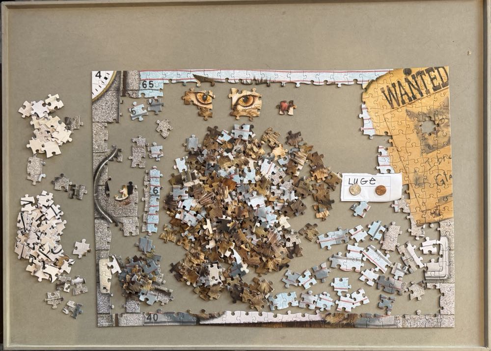 Feline Felon - Eurographics puzzle collectible [Barcode 628136657860] - Main Image 3