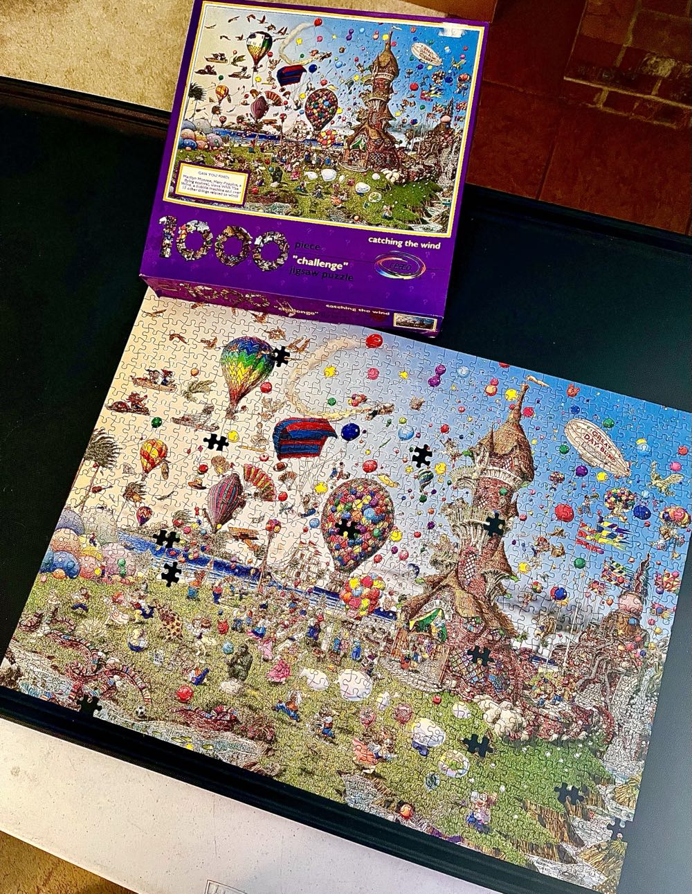 Catching the Wind - Ceaco puzzle collectible [Barcode 021081030205] - Main Image 3