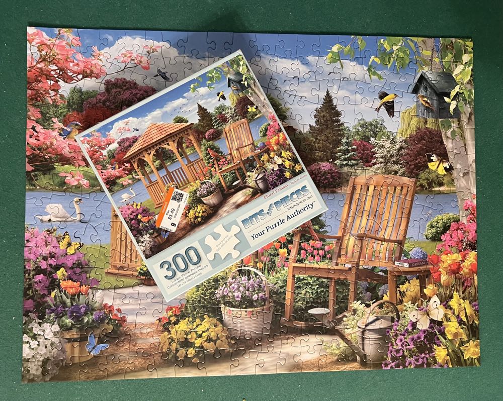 Floral Fantasy - Bits And Pieces puzzle collectible [Barcode 192949071354] - Main Image 3