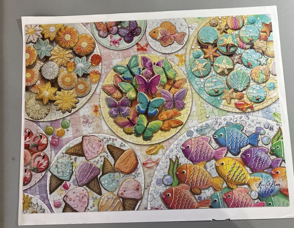 Cookie Creations - Ceaco puzzle collectible [Barcode 021081225090] - Main Image 2