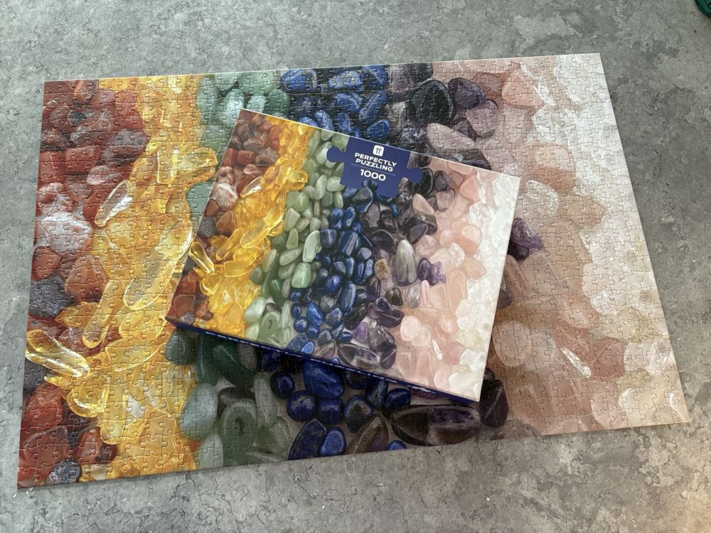 Crystals - Talking Tables puzzle collectible [Barcode 5052715136562] - Main Image 2