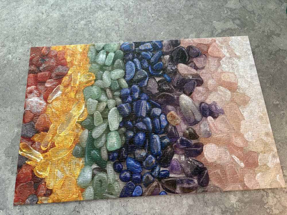 Crystals - Talking Tables puzzle collectible [Barcode 5052715136562] - Main Image 3