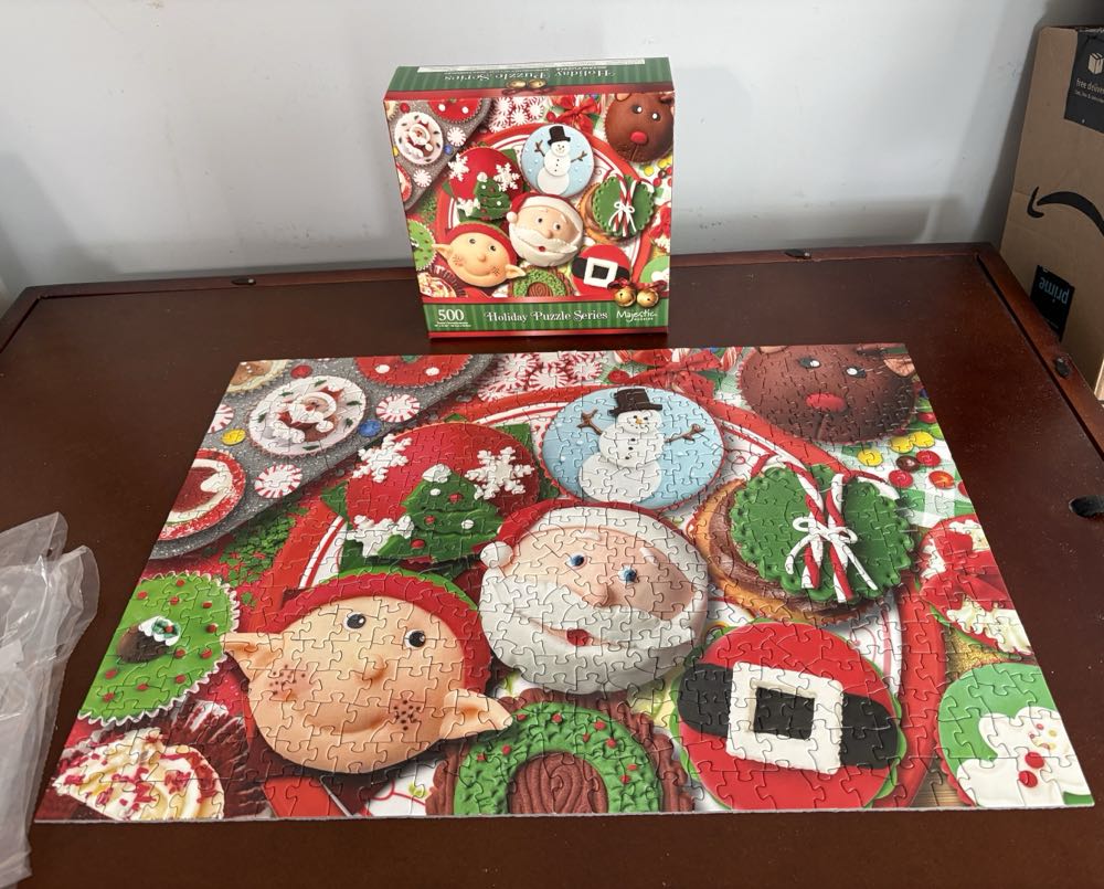 Christmas Cupcakes - Majestic By Springbok puzzle collectible [Barcode 091683017546] - Main Image 2