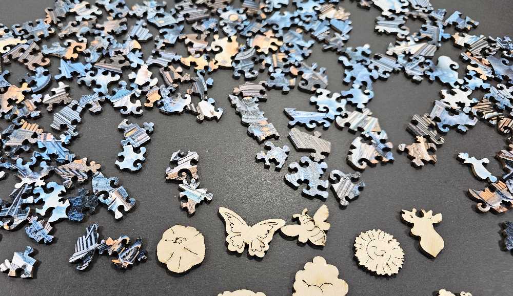 Chrono Train - Wooden Puzzle puzzle collectible [Barcode 37695878083] - Main Image 4