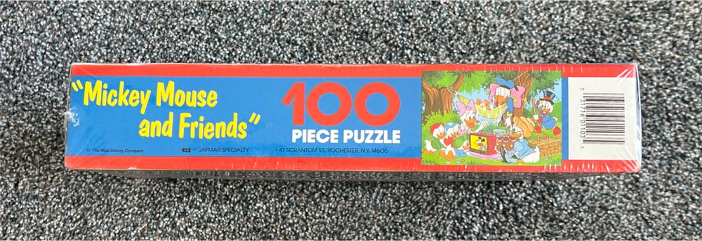 Mickey Mouse and Friends - Picnic - NEW - Jaymar puzzle collectible [Barcode 031716011035] - Main Image 3