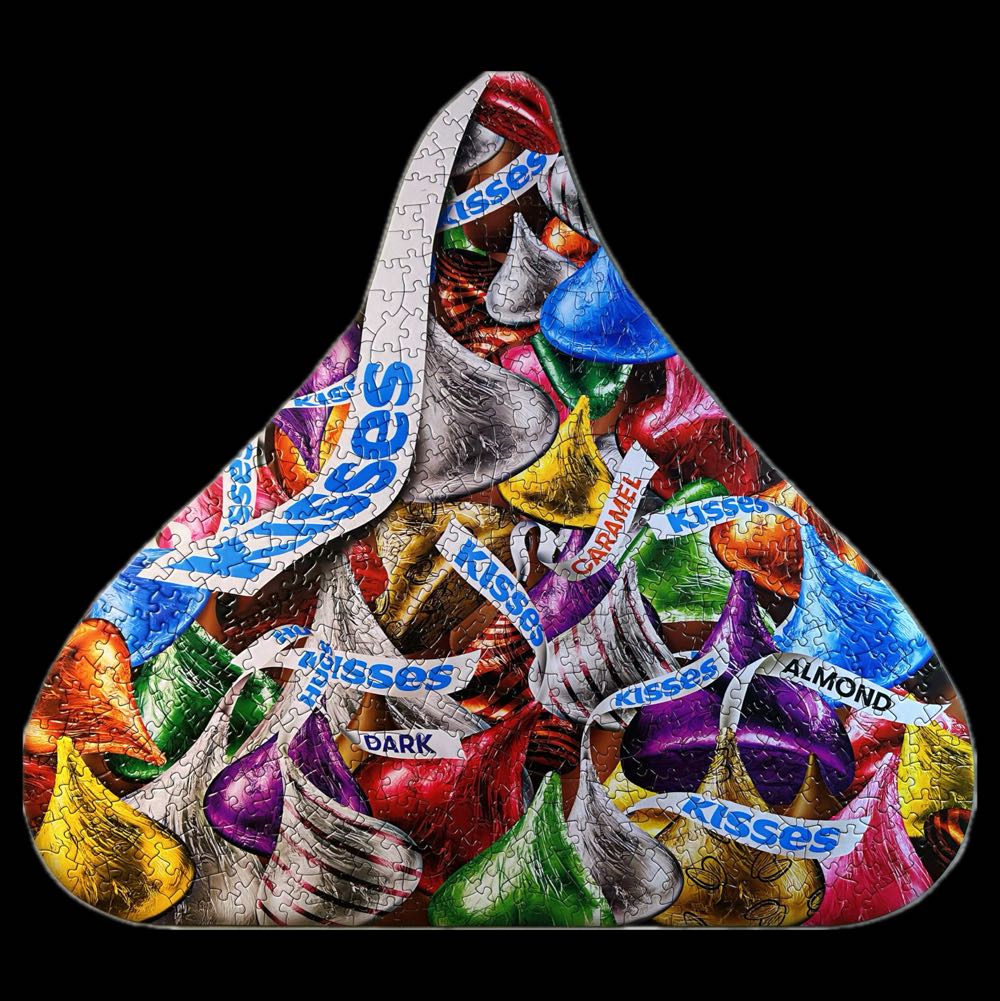 Hershey’s Kisses - MasterPieces puzzle collectible [Barcode 705988317101] - Main Image 2