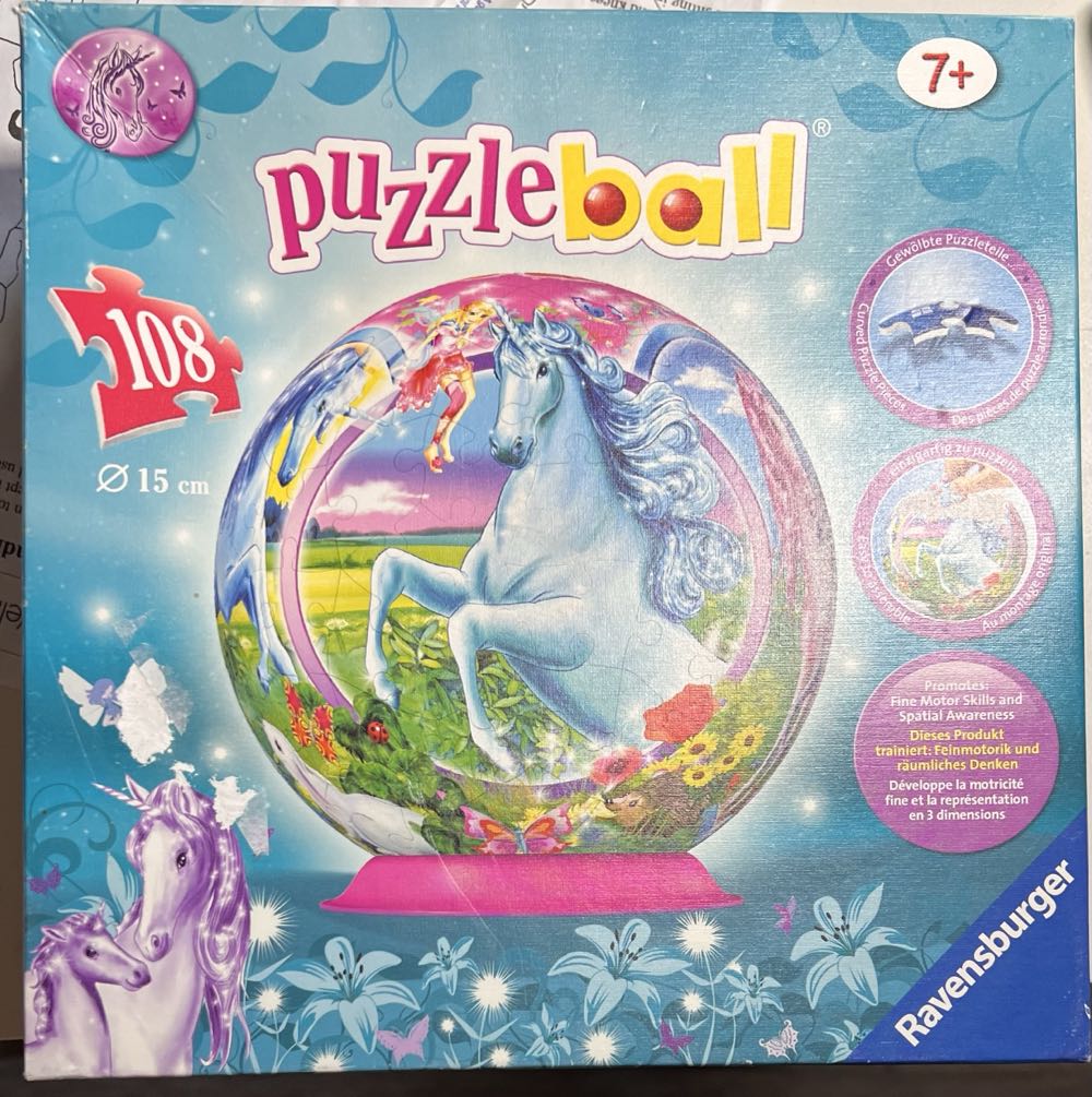 Unicorns - Ravensvurger Puzzleball puzzle collectible [Barcode 4005556122011] - Main Image 2