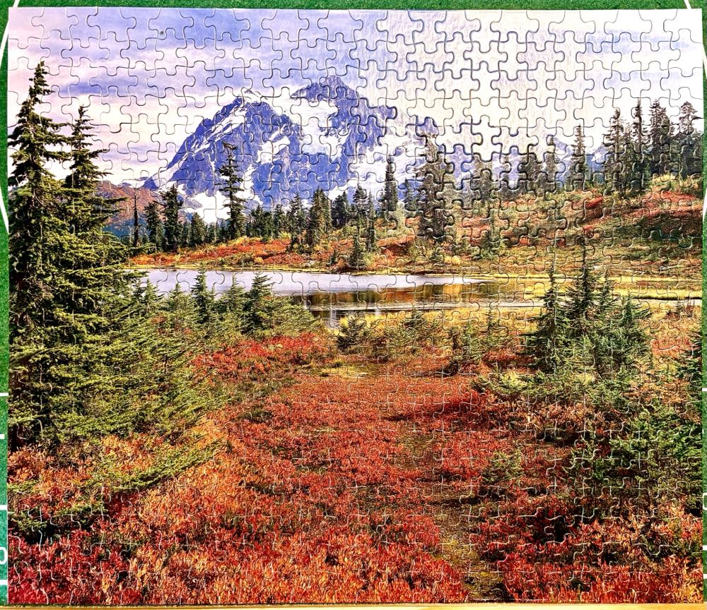 Mt. Shuksan, WA - Golden puzzle collectible [Barcode 033500046469] - Main Image 2