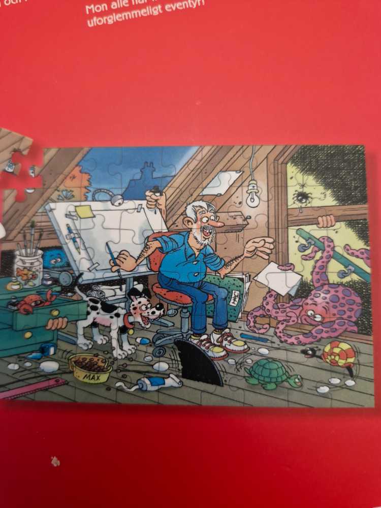 Advent Calendar 2025 - Jumbo/JVH puzzle collectible [Barcode 8721017605782] - Main Image 2