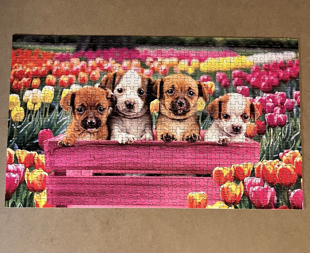 Garden Puppies - Puzzlebug Deluxe puzzle collectible - Main Image 3