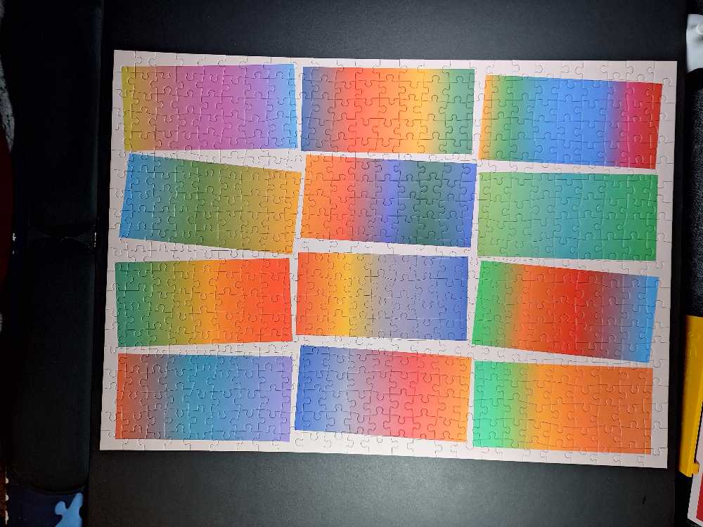 Solar Glows - Holiyay Puzzles puzzle collectible [Barcode 628774283018] - Main Image 2