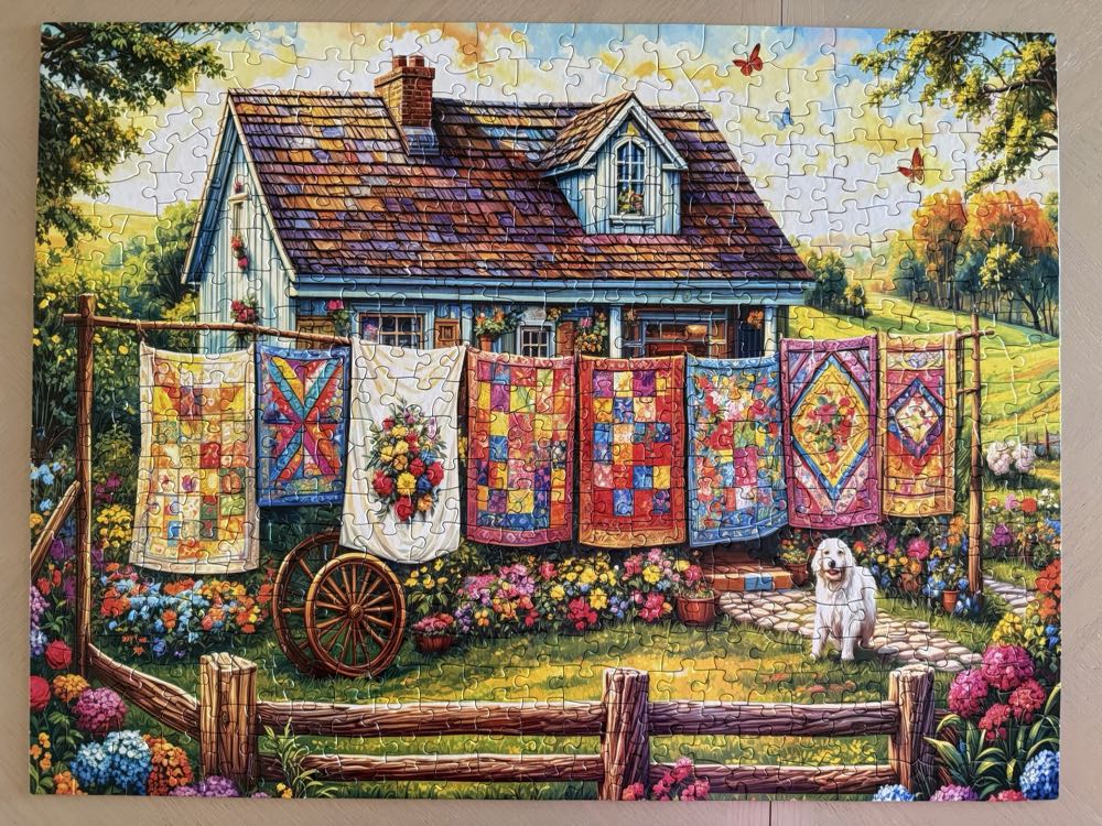 Quilt Garden - White Mountain puzzle collectible [Barcode 724819269488] - Main Image 2