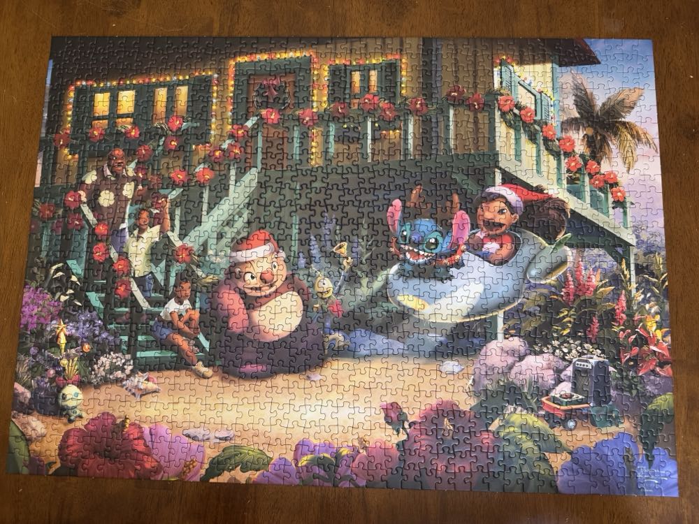 Lilo and Stitch Aloha Christmas - Schmidt Spiele puzzle collectible [Barcode 4001504580490] - Main Image 2