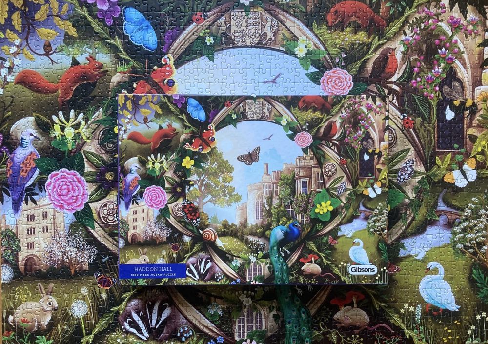 Haddon Hall - Gibsons puzzle collectible [Barcode 5012269071542] - Main Image 4