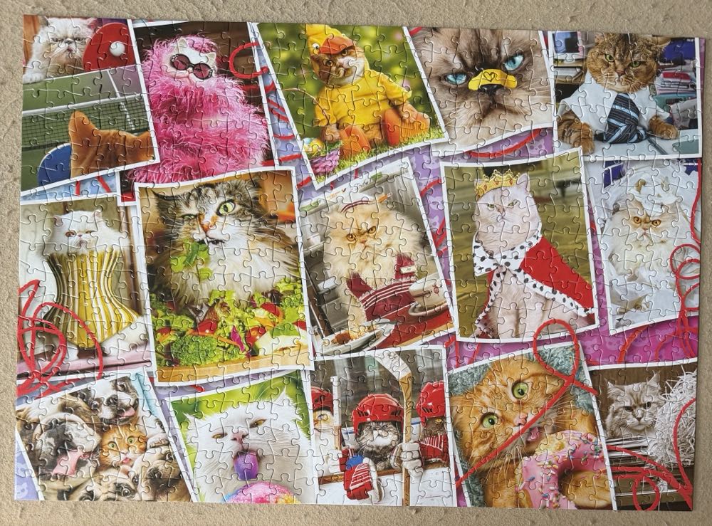Cranky Kitties Collage - Ceaco puzzle collectible [Barcode 021081243391] - Main Image 2