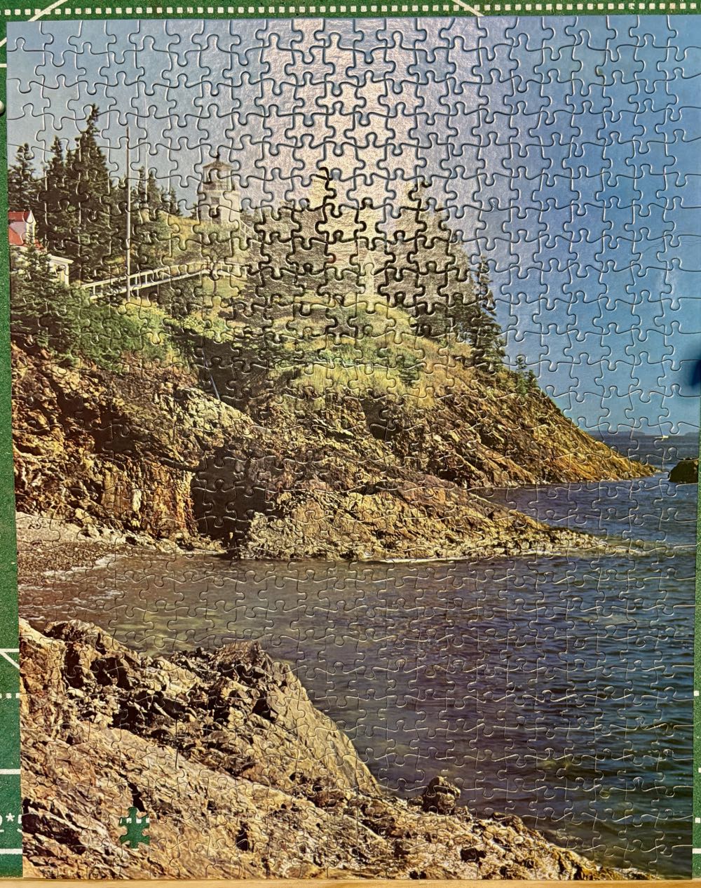 Lighthouse, Maine - Whitman puzzle collectible - Main Image 2