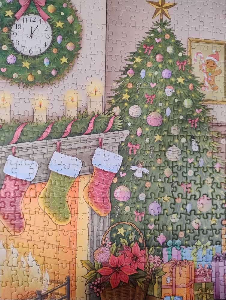 Waiting for santa - Reverie puzzle collectible - Main Image 4