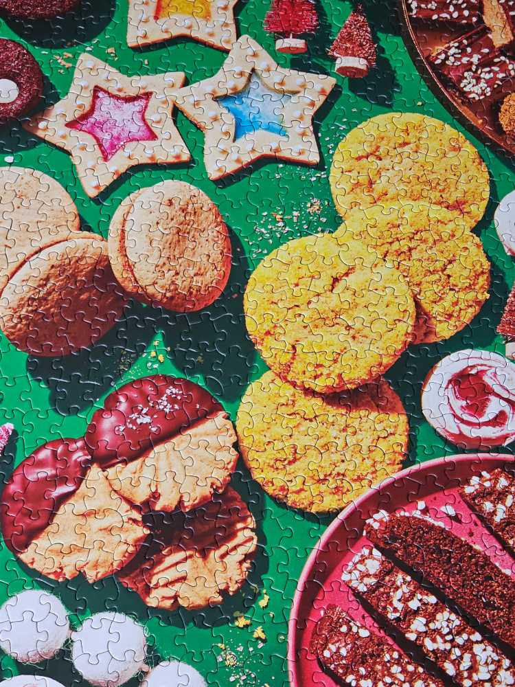 Holiday Cookies - White Mountain Puzzles puzzle collectible [Barcode 724819269181] - Main Image 4