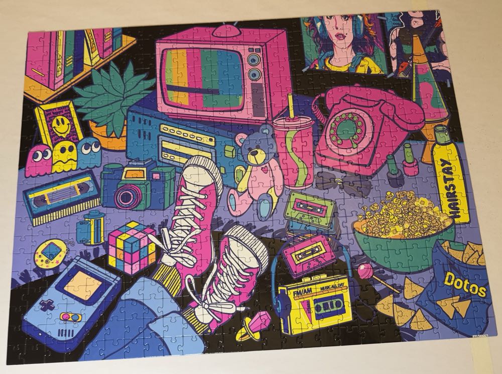 Neon Brights 1980s - Rose Art puzzle collectible [Barcode 4895145440585] - Main Image 2