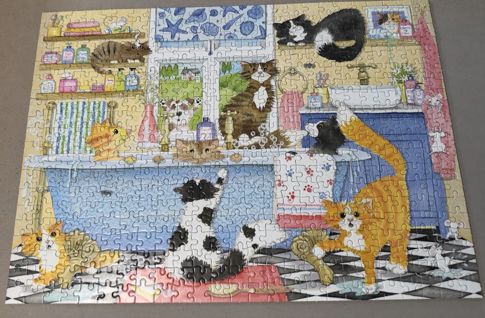 Cats In The Bathroom - Gibson puzzle collectible - Main Image 2