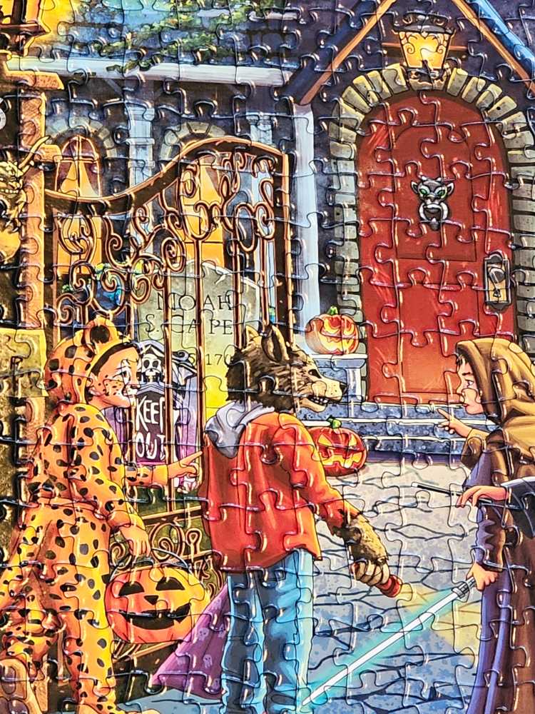 Haunted House  - Boardwalk puzzle collectible [Barcode 671095106283] - Main Image 3