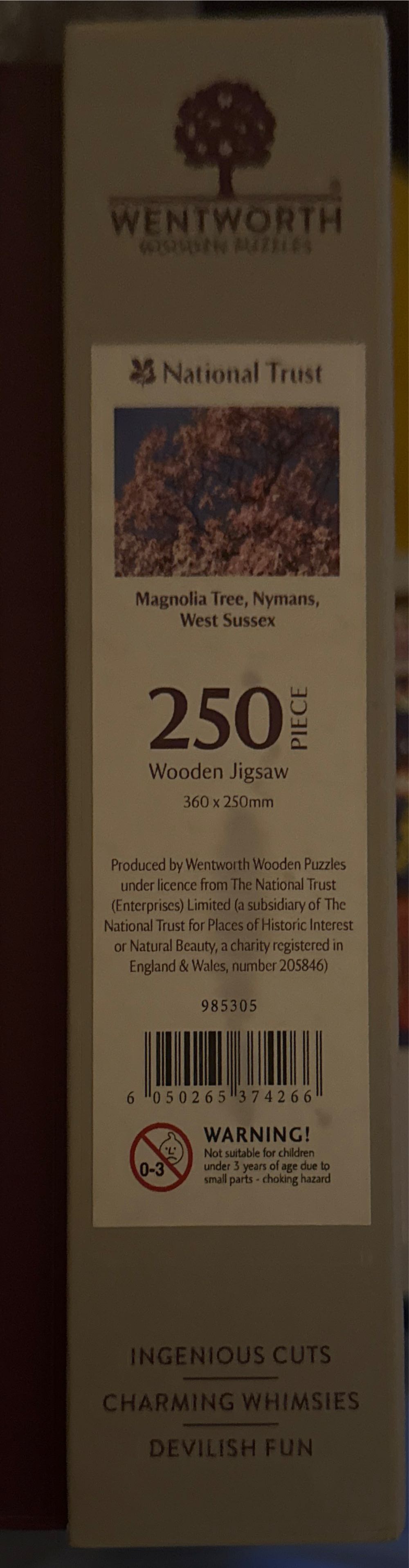 Magnolia Tree, Nymans, West Sussex - Wentworth 🇺🇸 puzzle collectible [Barcode 6050265374266] - Main Image 3