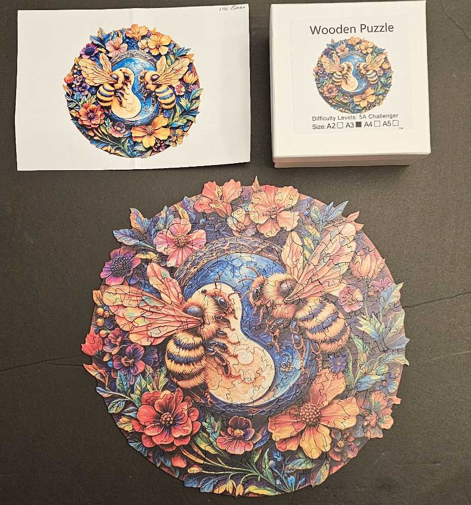 Round Bee Kitten  - Wooden Puzzle puzzle collectible [Barcode 80424376072] - Main Image 4