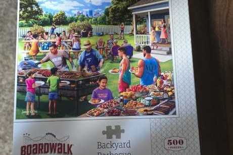 Otterhouse ’christmas Holiday’ Jigsaw Pieces Puzzle With Picture Included